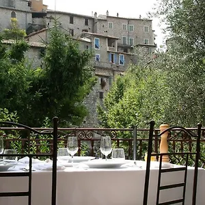 Hotel De La Madone